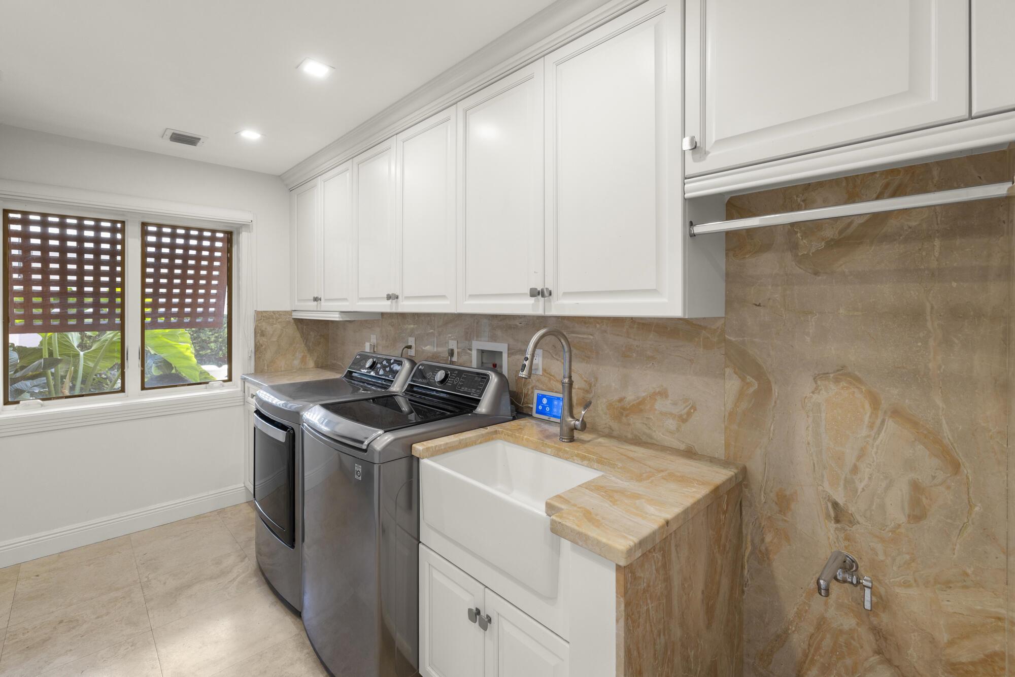 Tequesta Country Club - Residential