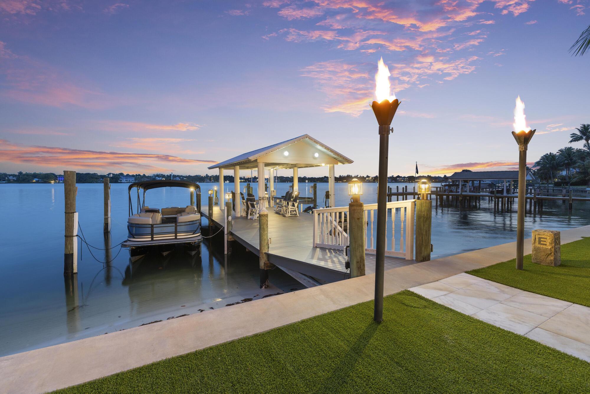 Tequesta Country Club - Residential