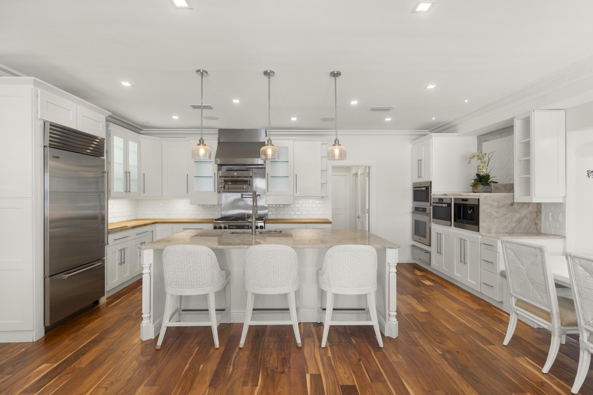 Tequesta Country Club - Residential