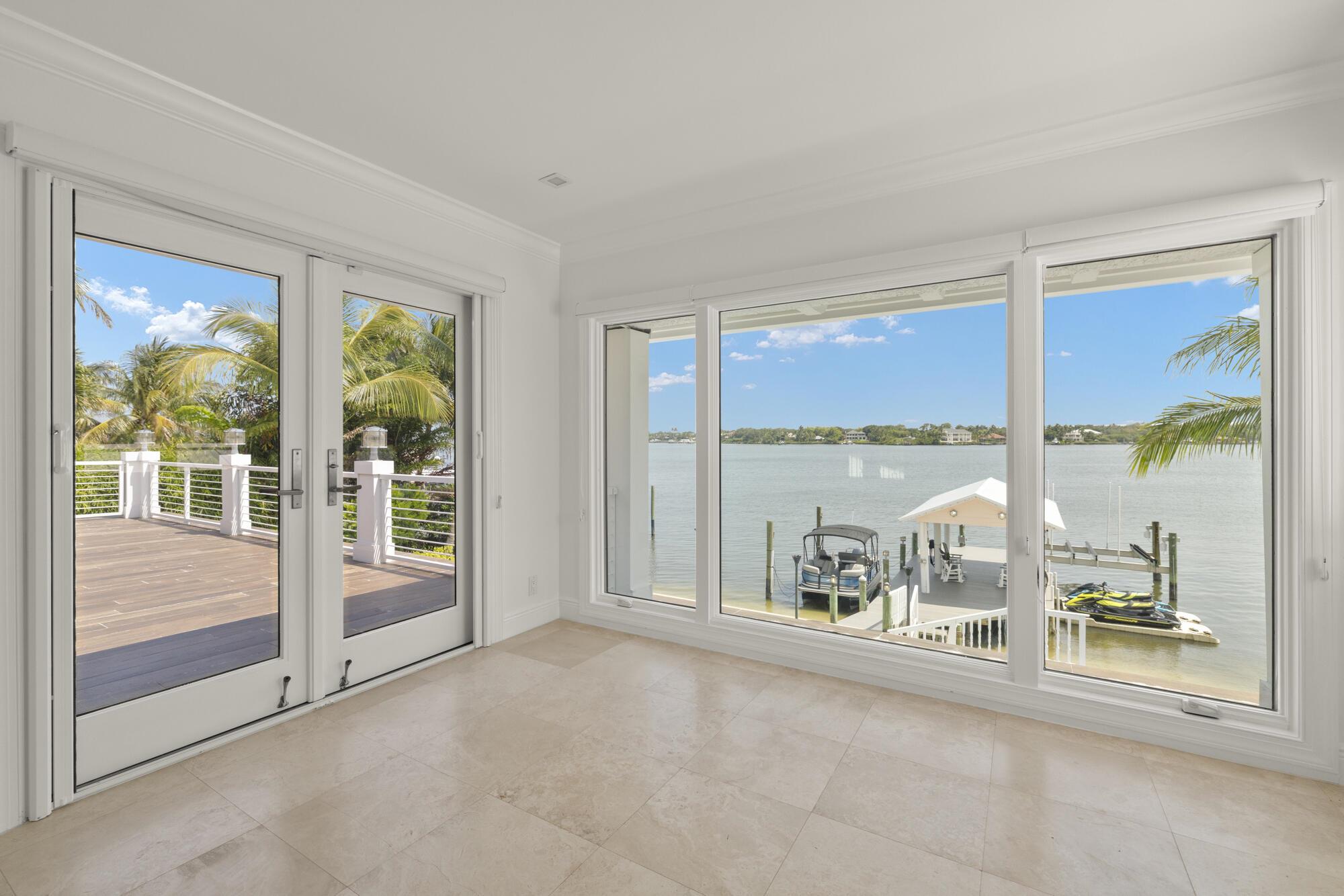 Tequesta Country Club - Residential