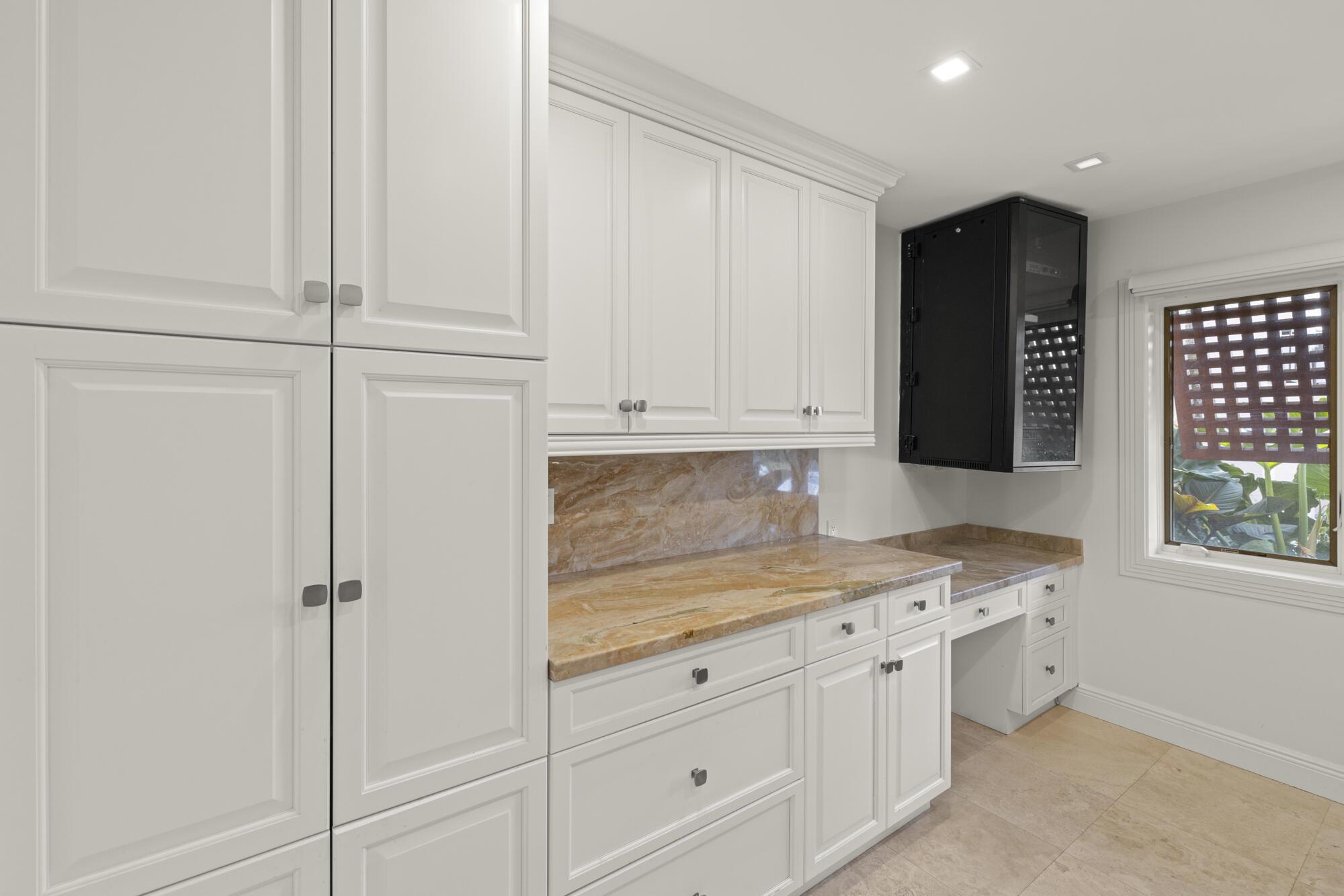 Tequesta Country Club - Residential