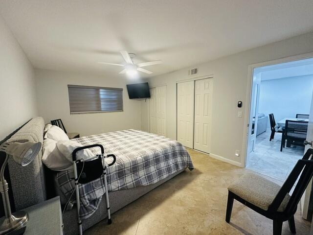 VILLAGE ROYALE GREENDALE CONDO - Residential