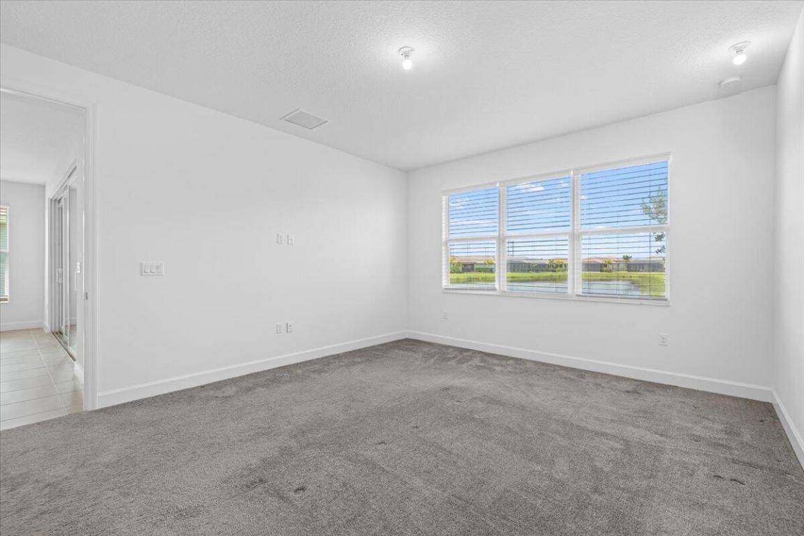 Riverland-Valencia Grove - Residential