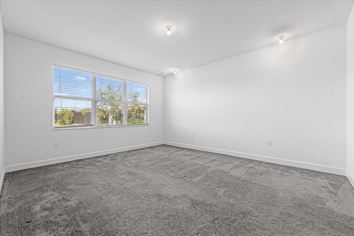 Riverland-Valencia Grove - Residential