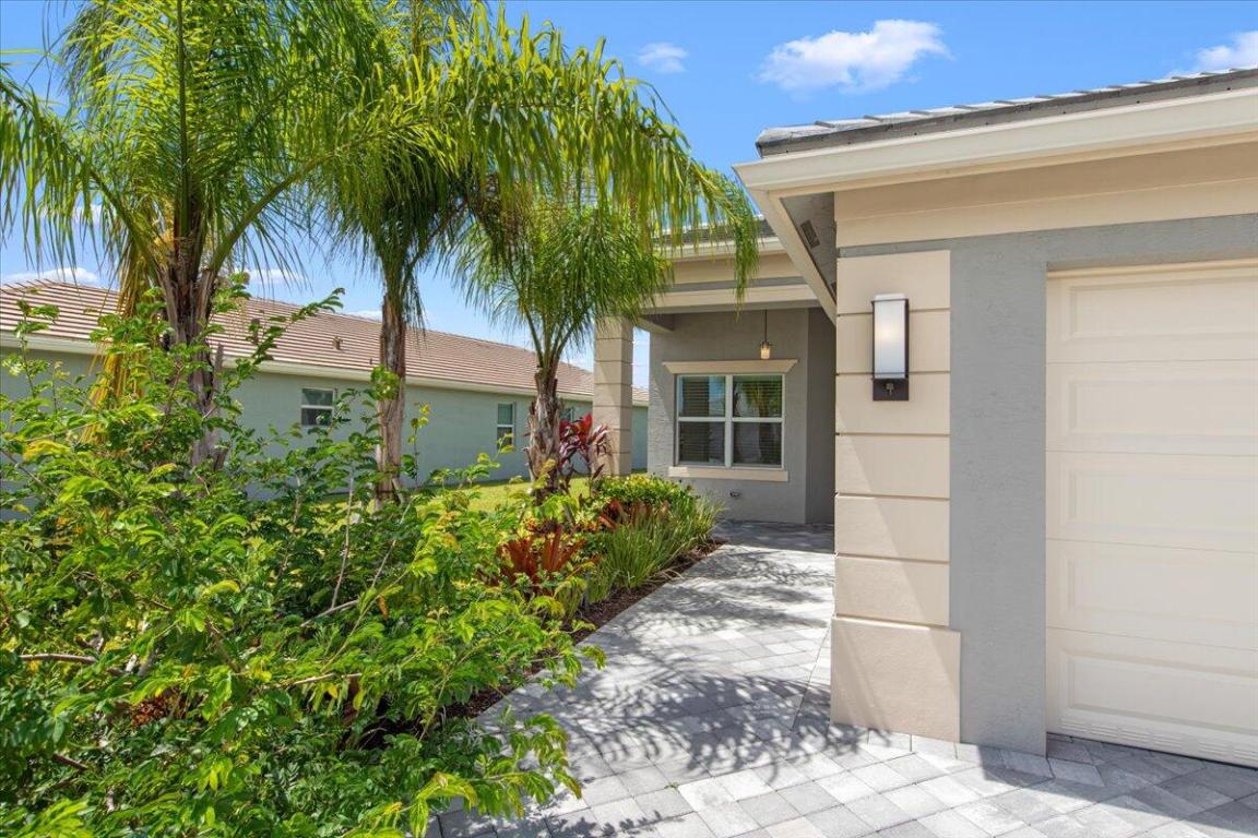 11938 SW Seaway Street