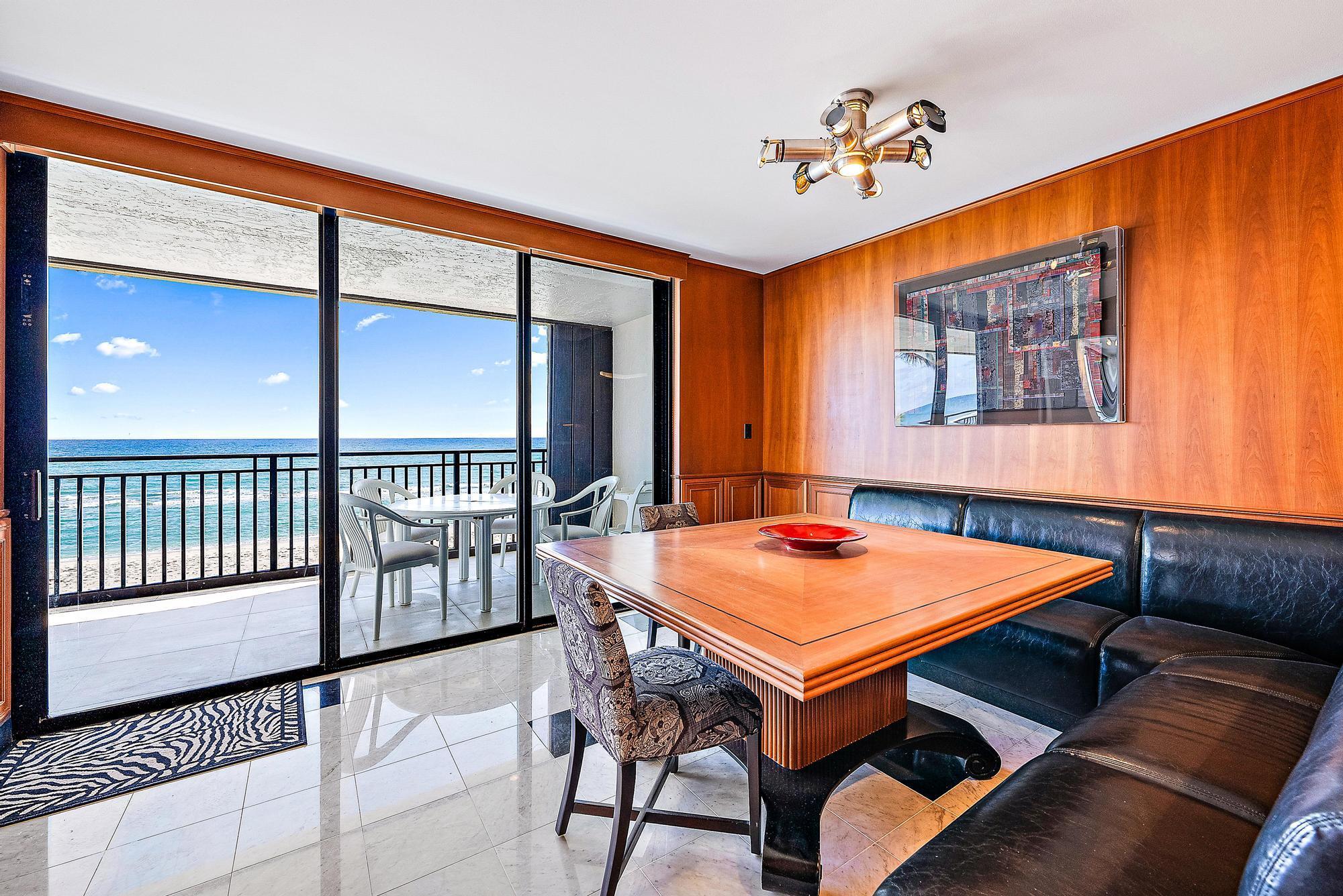 PASSAGES OF JUPITER ISLAN - Residential