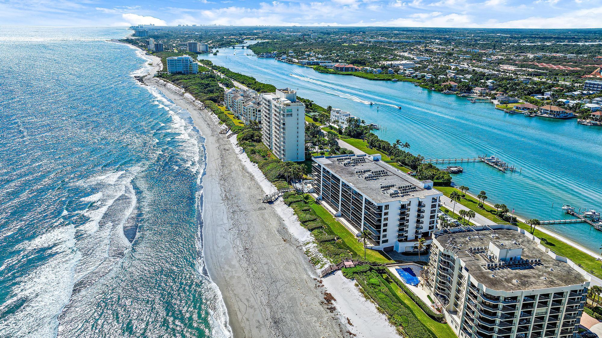 PASSAGES OF JUPITER ISLAN - Residential