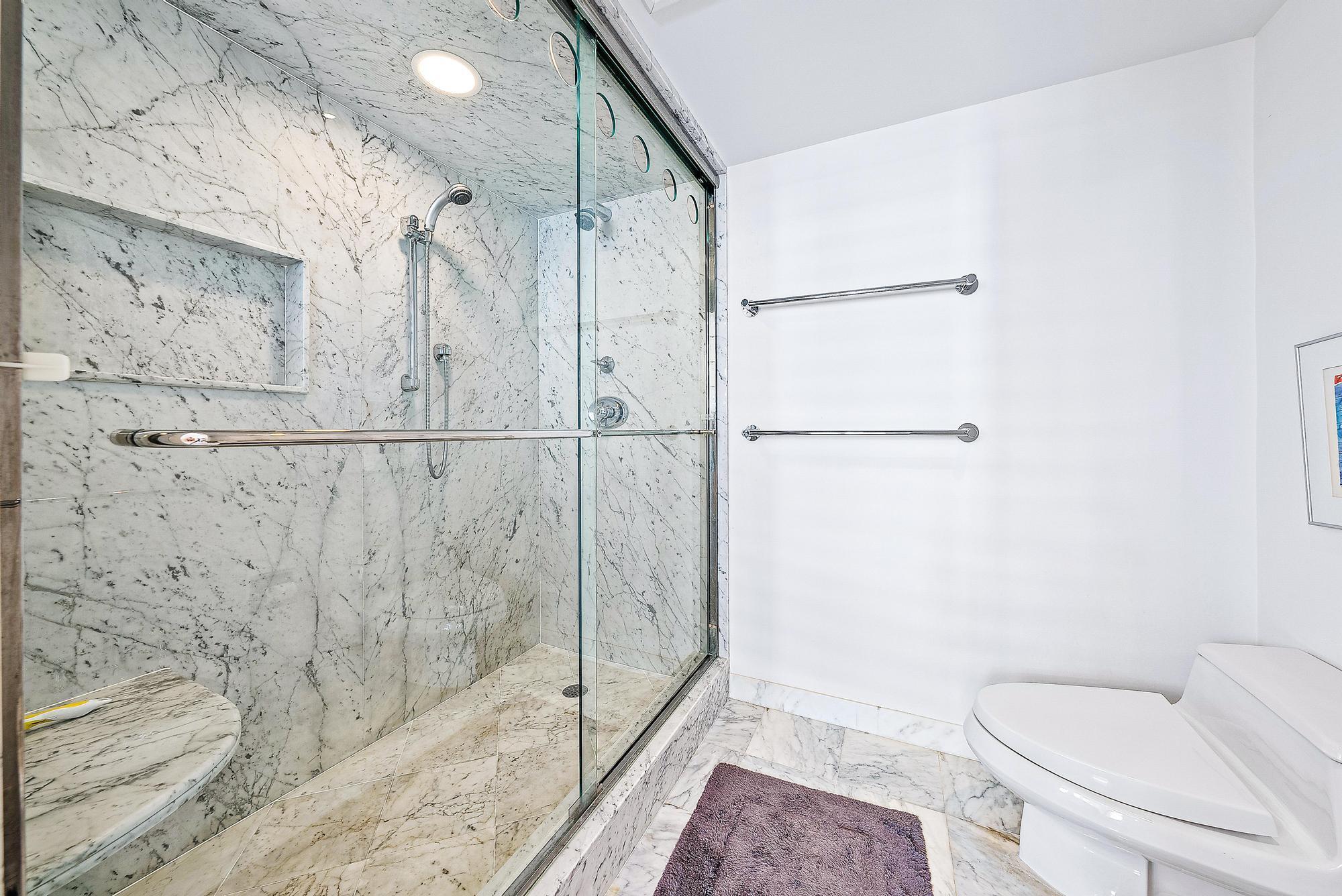 PASSAGES OF JUPITER ISLAN - Residential