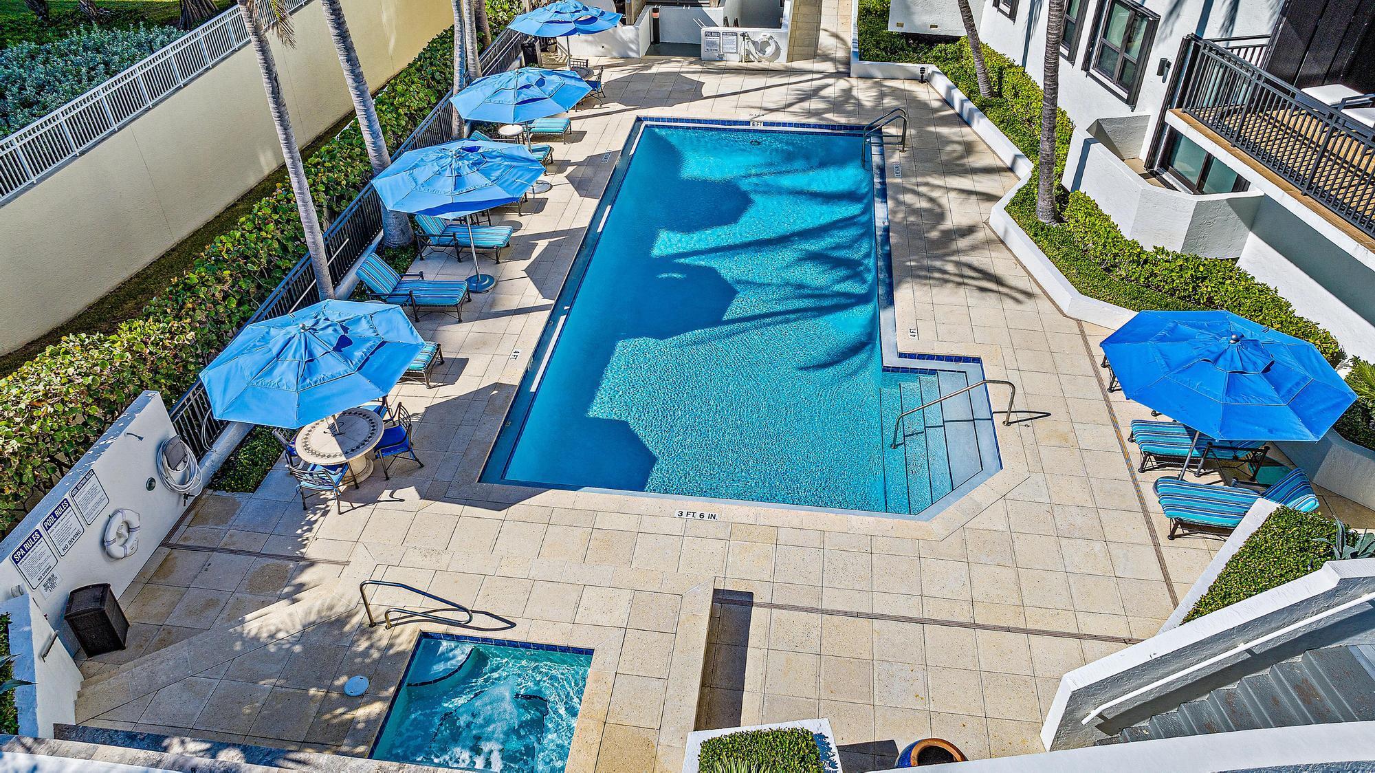 PASSAGES OF JUPITER ISLAN - Residential