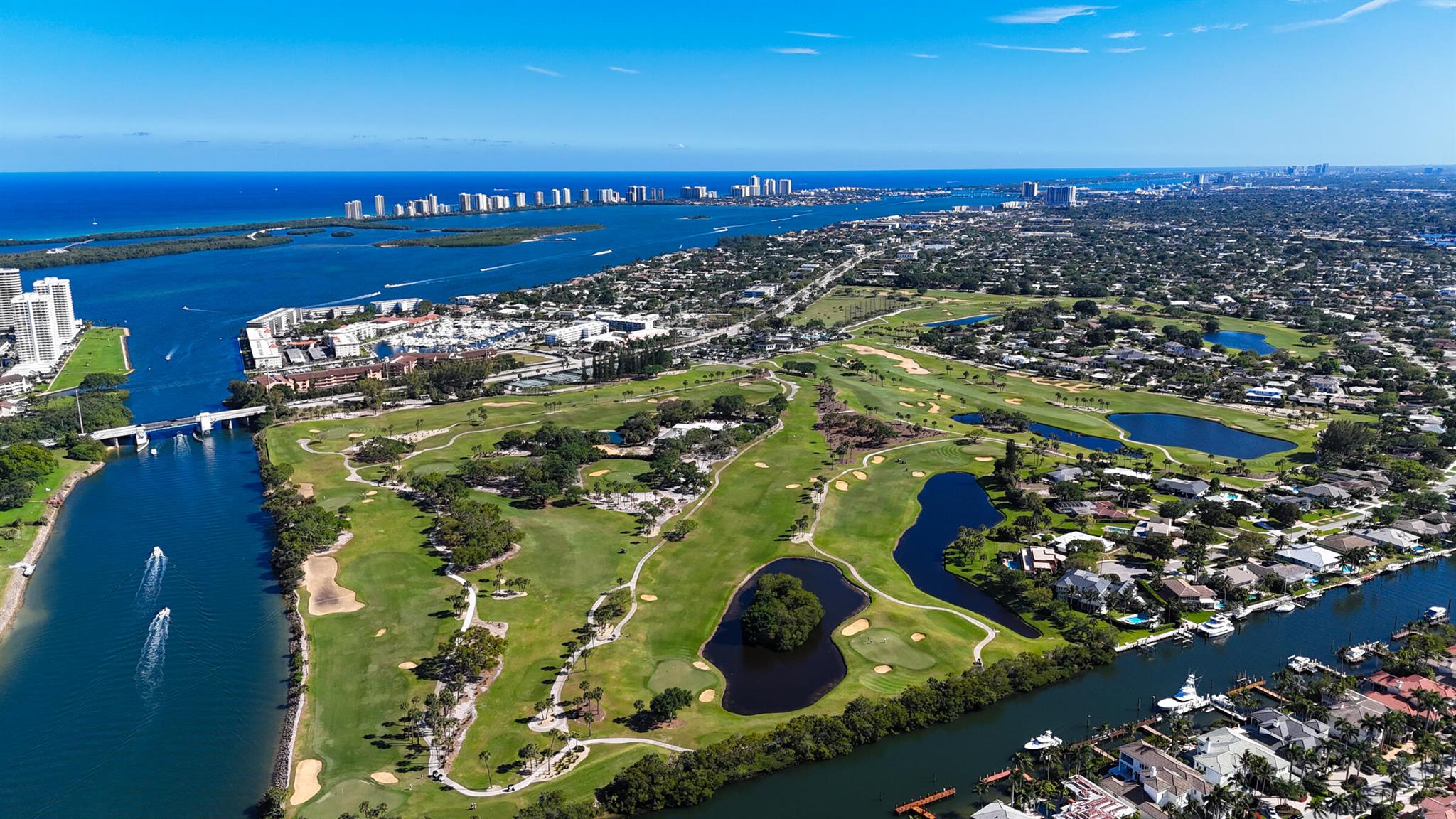 Lake Harbour Towers - Residential