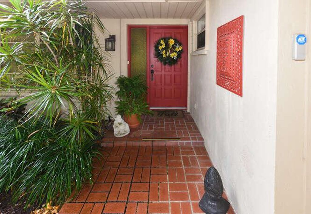 Photo of 9872 SE Little Club Way S, Tequesta, FL 33469 (MLS # R11080332)