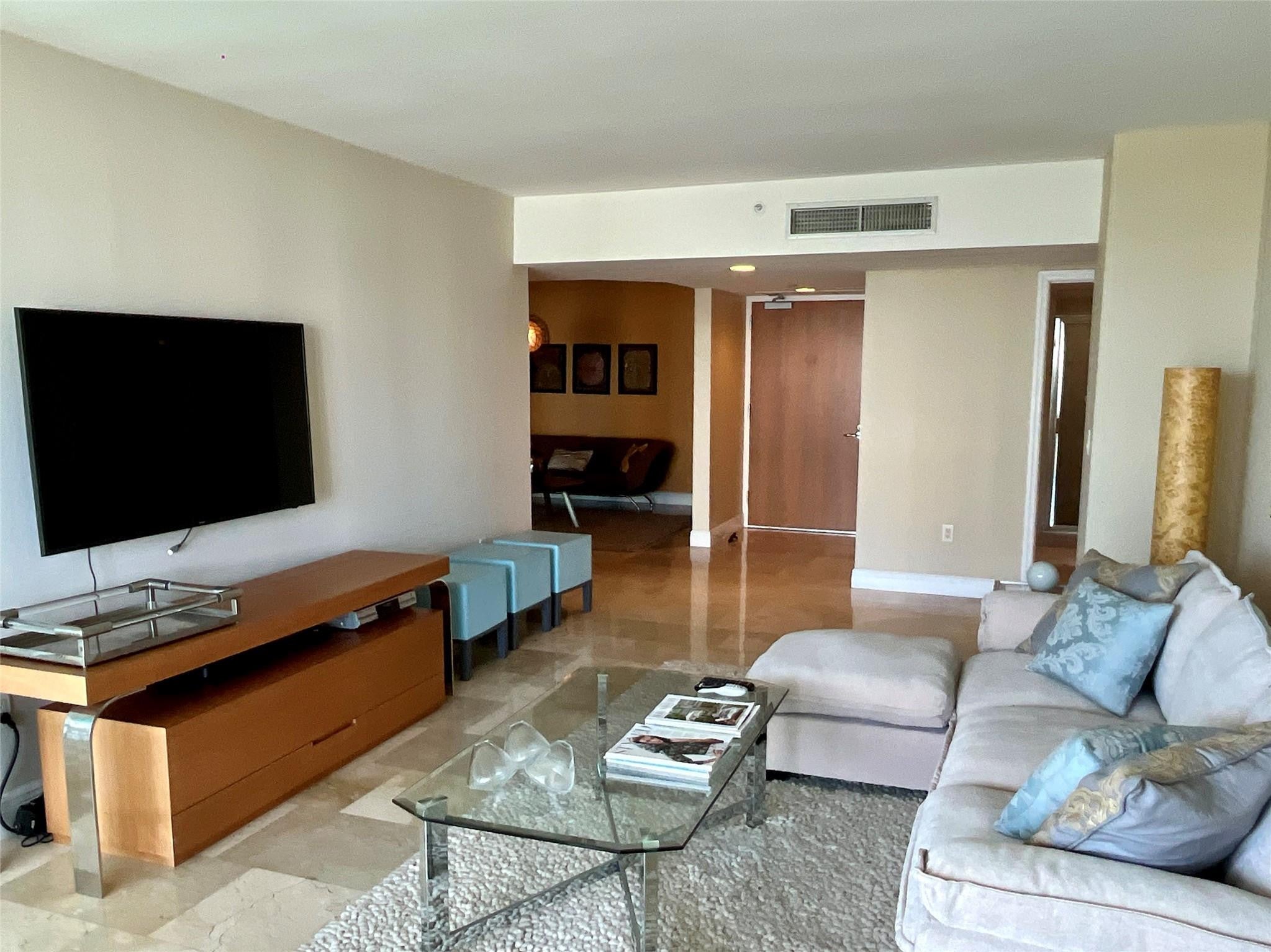 16500 Collins Avenue 2052