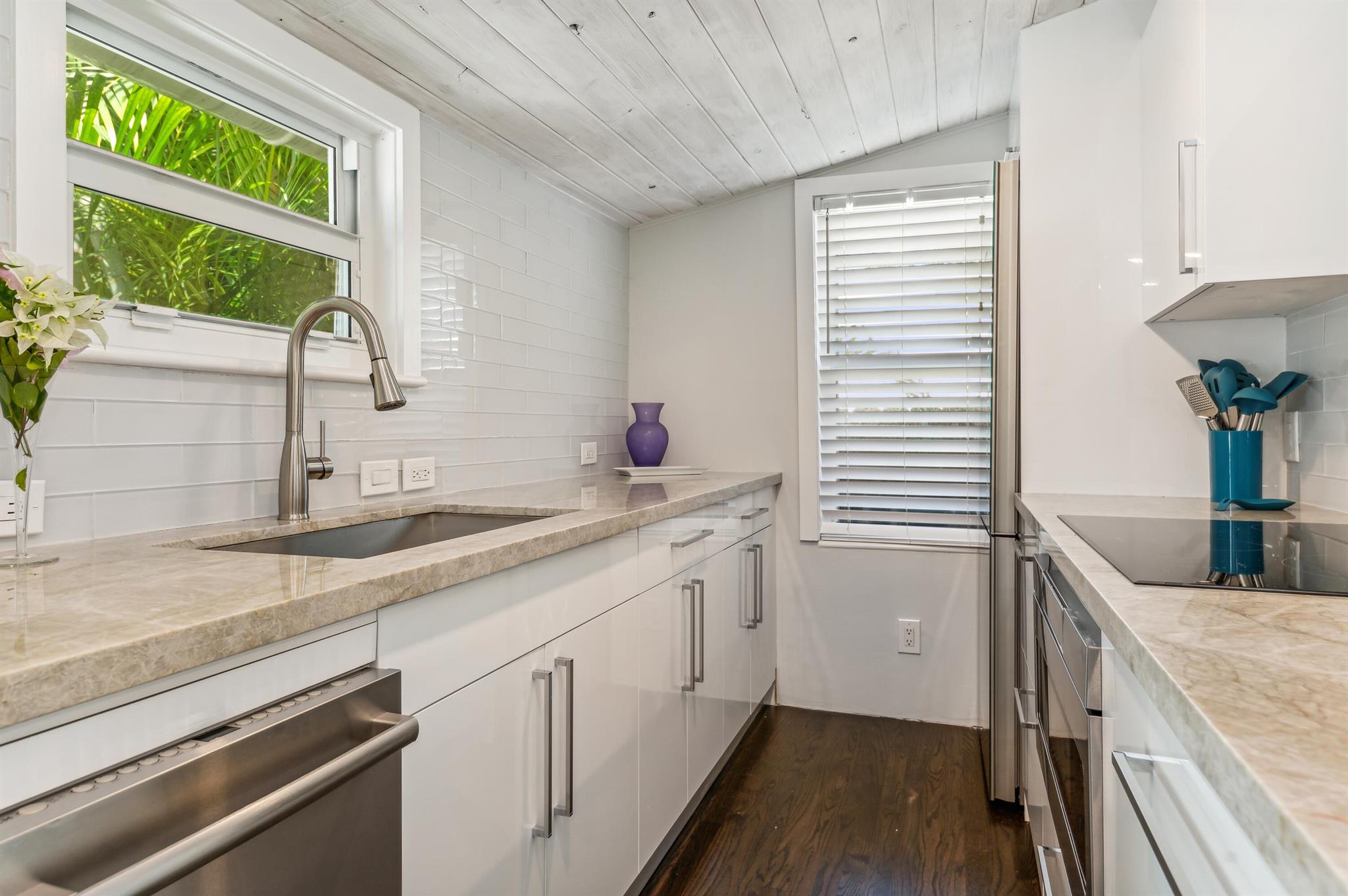 DELRAY TOWN OF - Residential