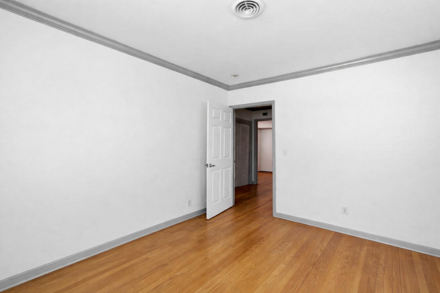 LAKE WORTH TOWN OF - Residential