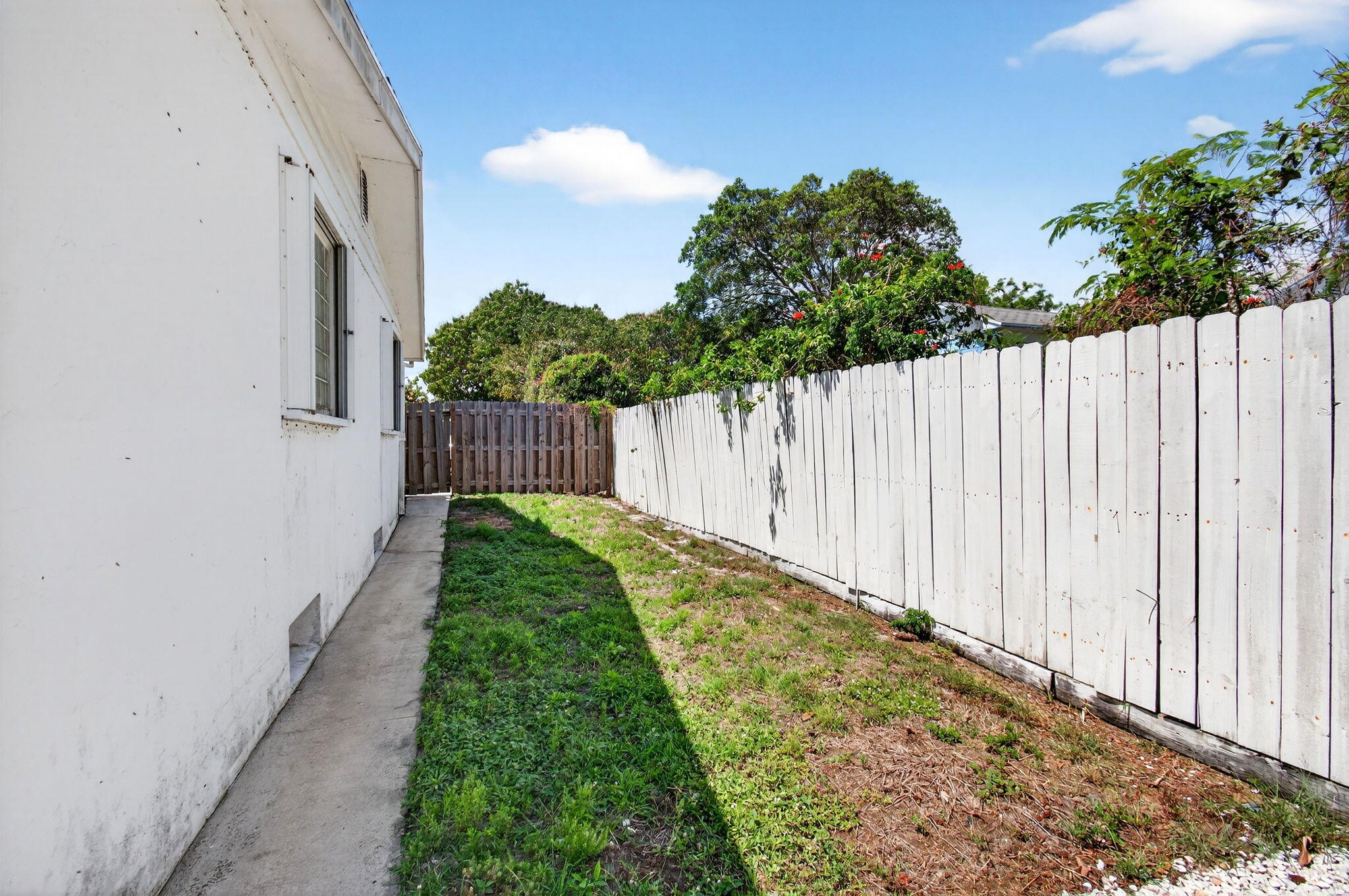 LAKE WORTH TOWN OF - Residential