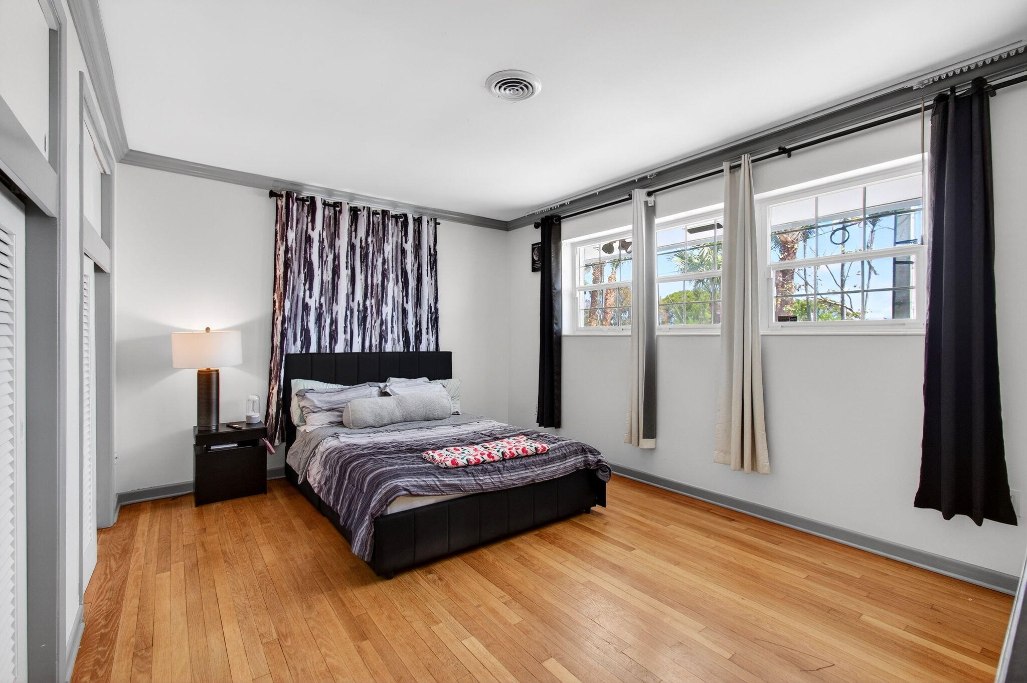 LAKE WORTH TOWN OF - Residential