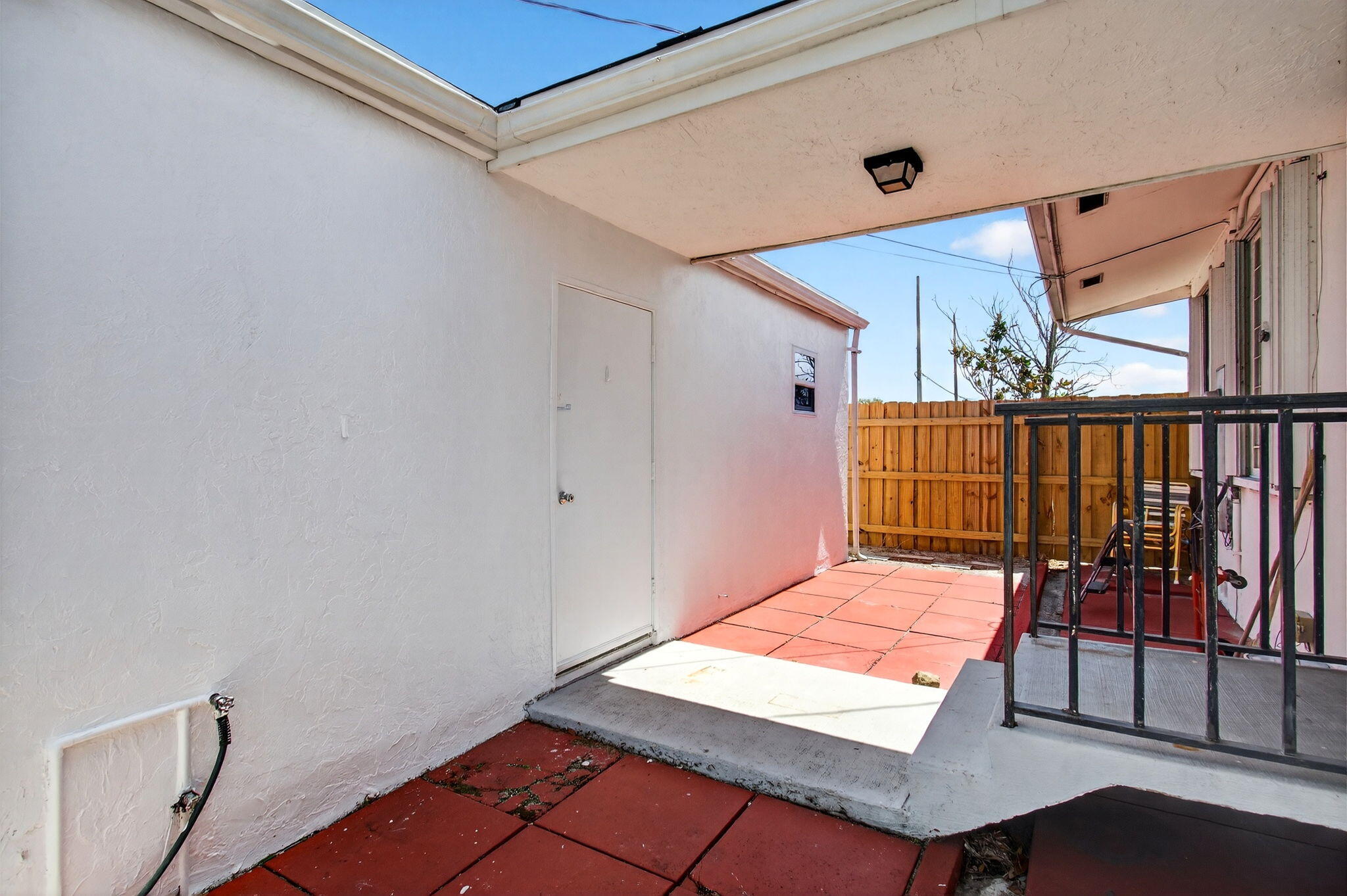 LAKE WORTH TOWN OF - Residential