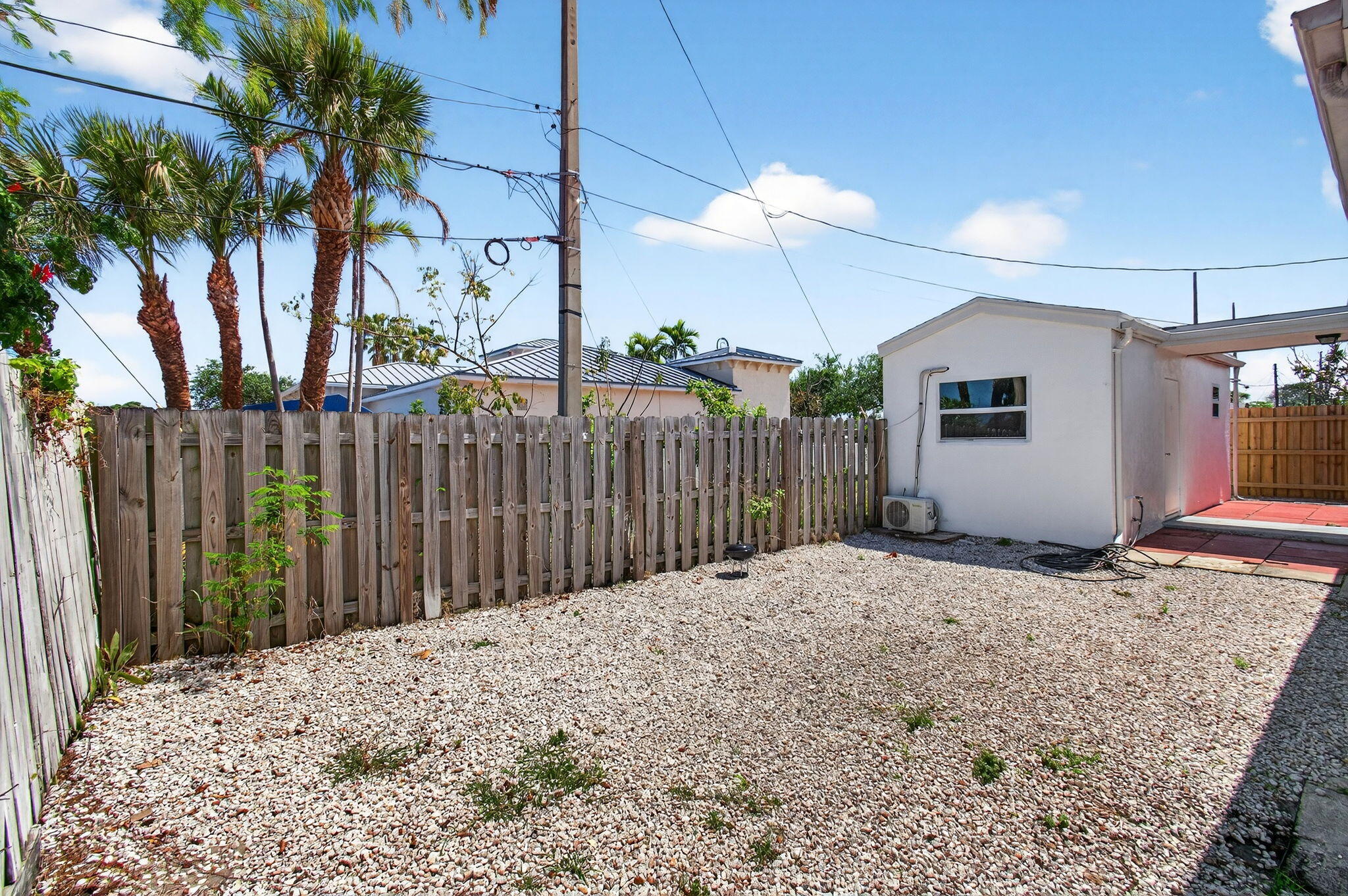 LAKE WORTH TOWN OF - Residential