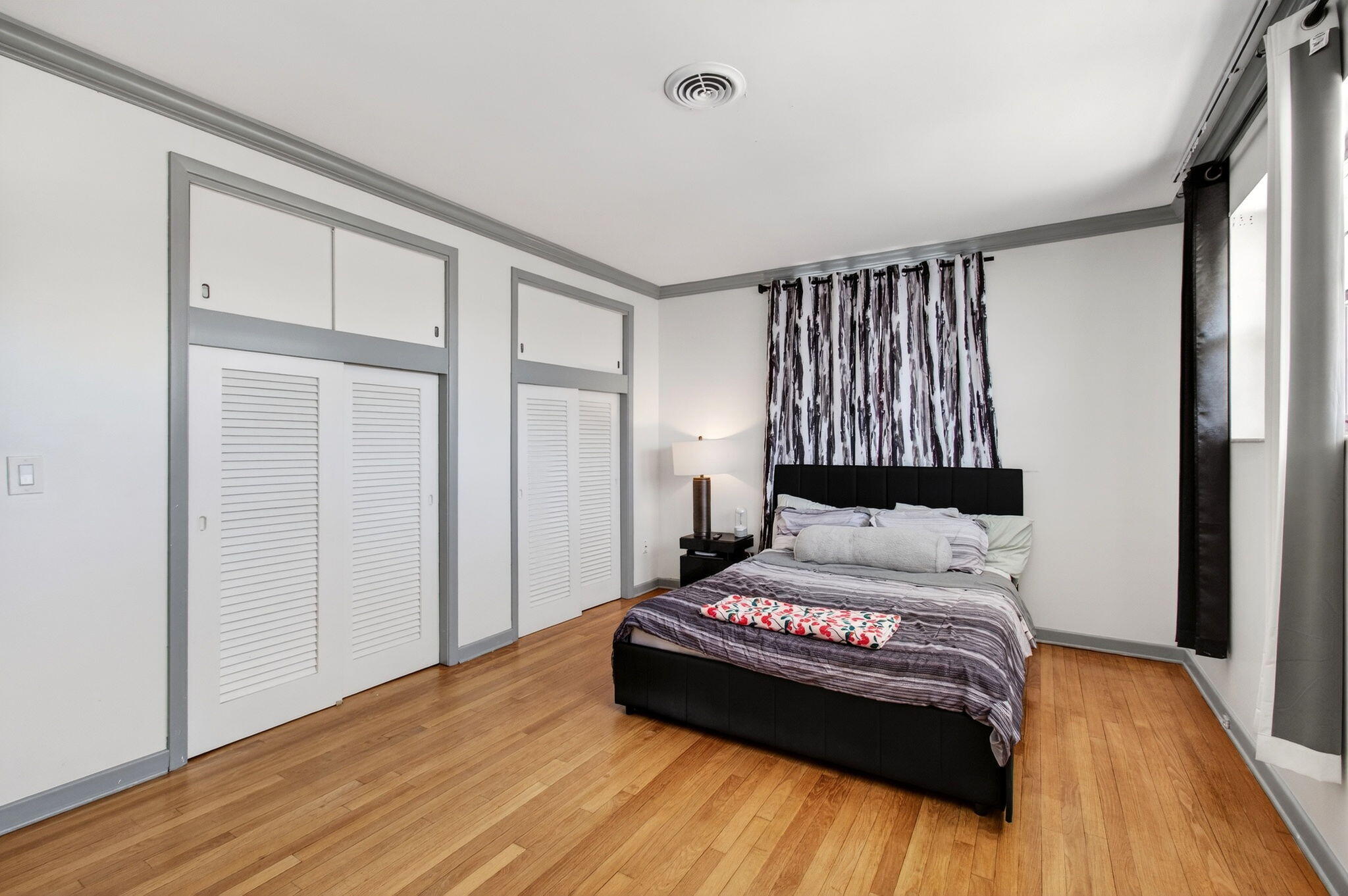 LAKE WORTH TOWN OF - Residential