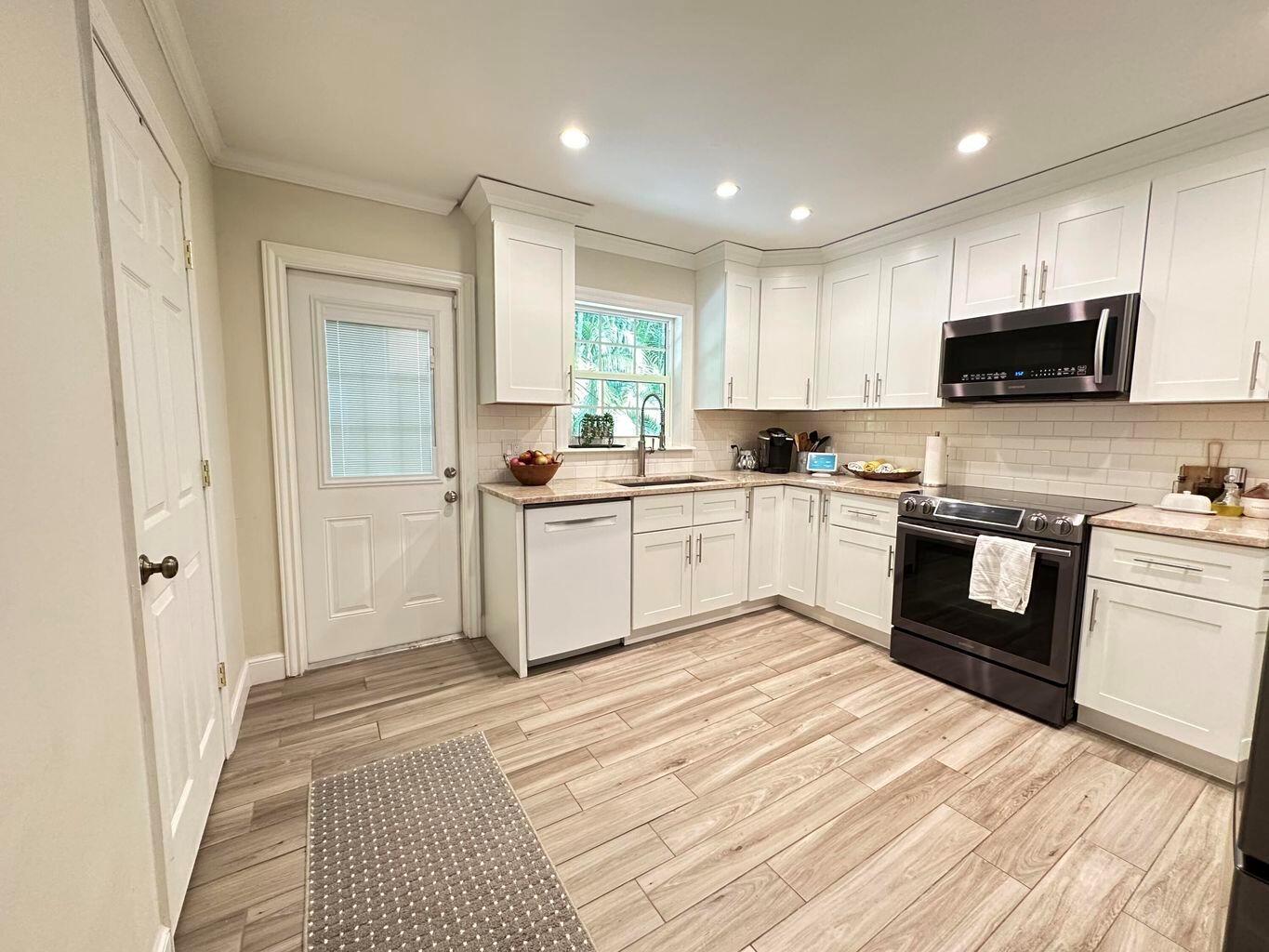 HARWIN NO 1 - Residential Lease