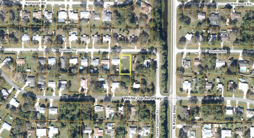 Photo of 7401 Donlon Road, Fort Pierce, FL 34951 (MLS # R10903410)