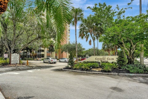 Tiny photo for 10777 W Sample Road #207, Coral Springs, FL 33065 (MLS # R11101619)