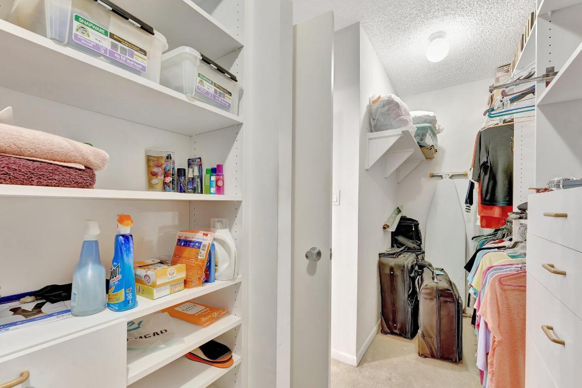 COUNTRY CLUB TOWER OF CORAL - Residential