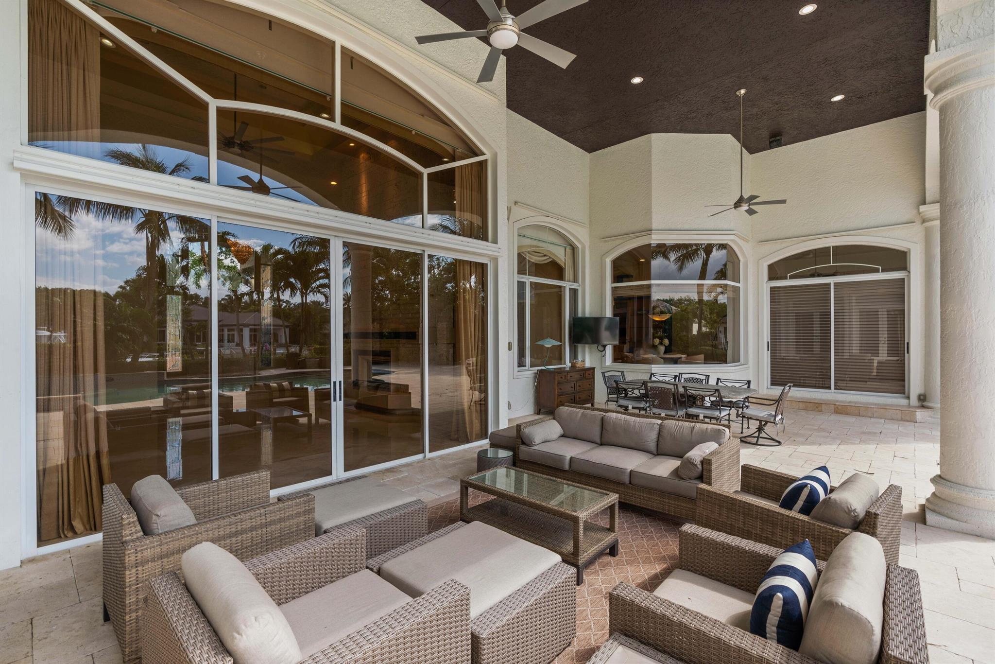 ADMIRALS COVE - Residential