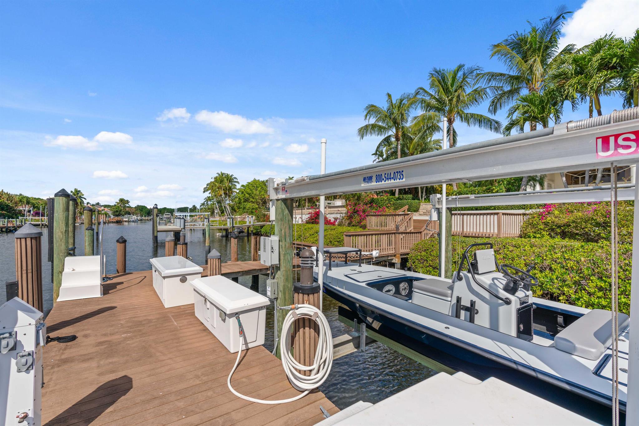 ADMIRALS COVE - Residential