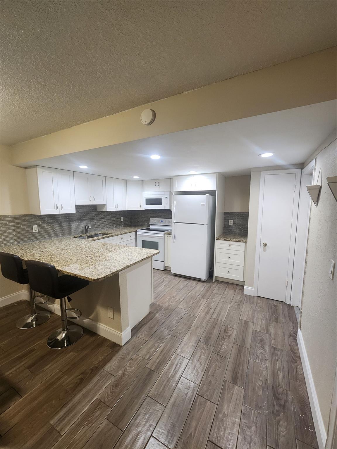Village Green Condo - Residential Lease