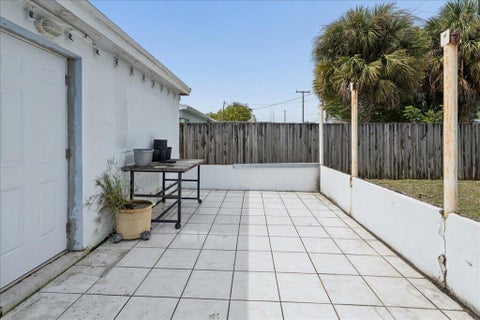 Tiny photo for 411 NW 52ND Street, Oakland Park, FL 33309 (MLS # B26083679)