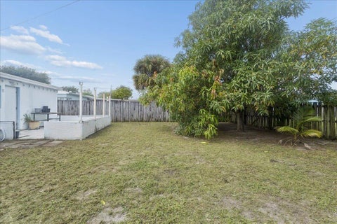 Tiny photo for 411 NW 52ND Street, Oakland Park, FL 33309 (MLS # B26083679)