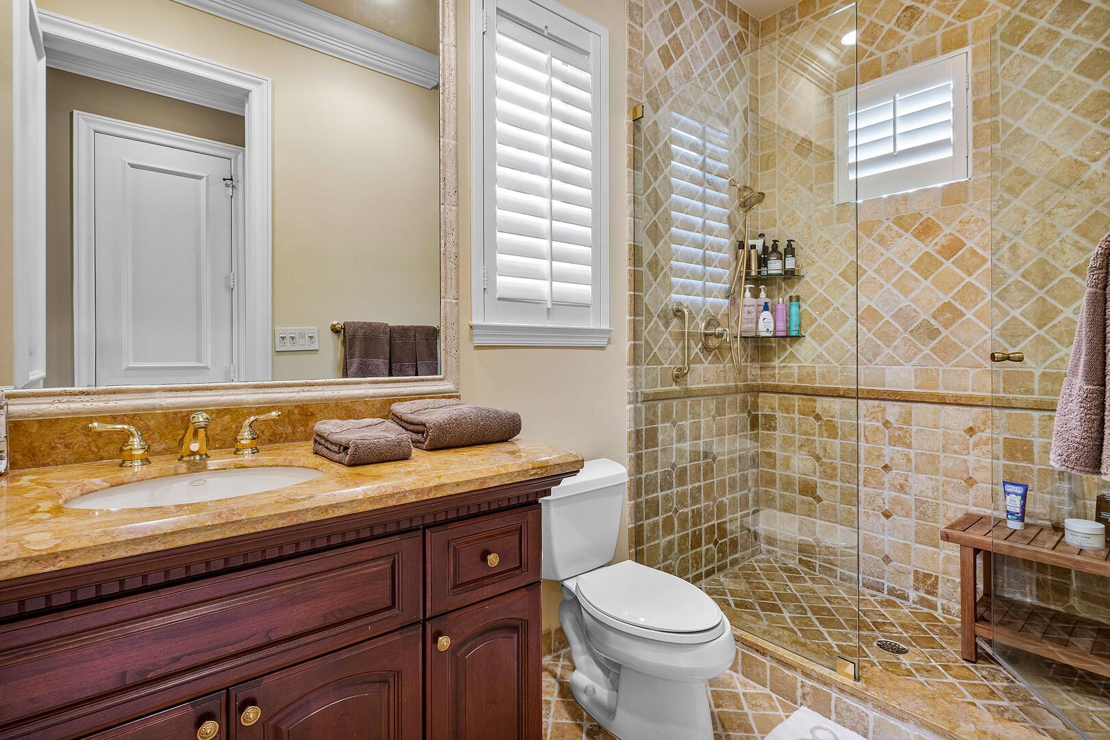 ROYAL PALM YACHT & COUNTR - Residential