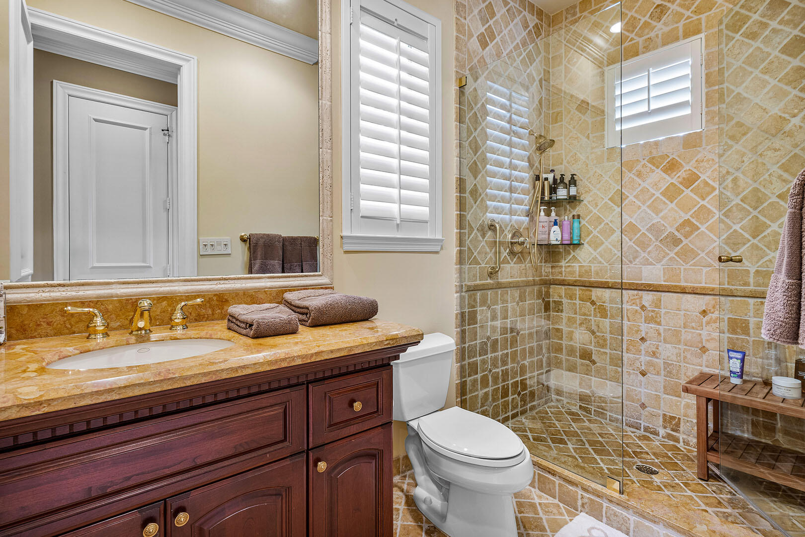 ROYAL PALM YACHT & COUNTRY CLUB - Residential