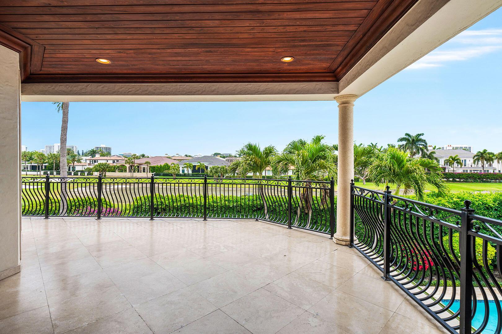 ROYAL PALM YACHT & COUNTR - Residential