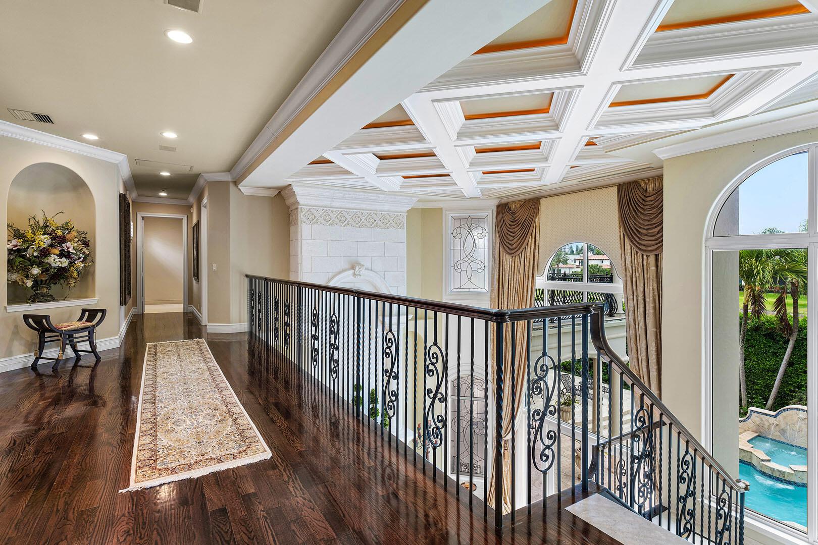 ROYAL PALM YACHT & COUNTR - Residential