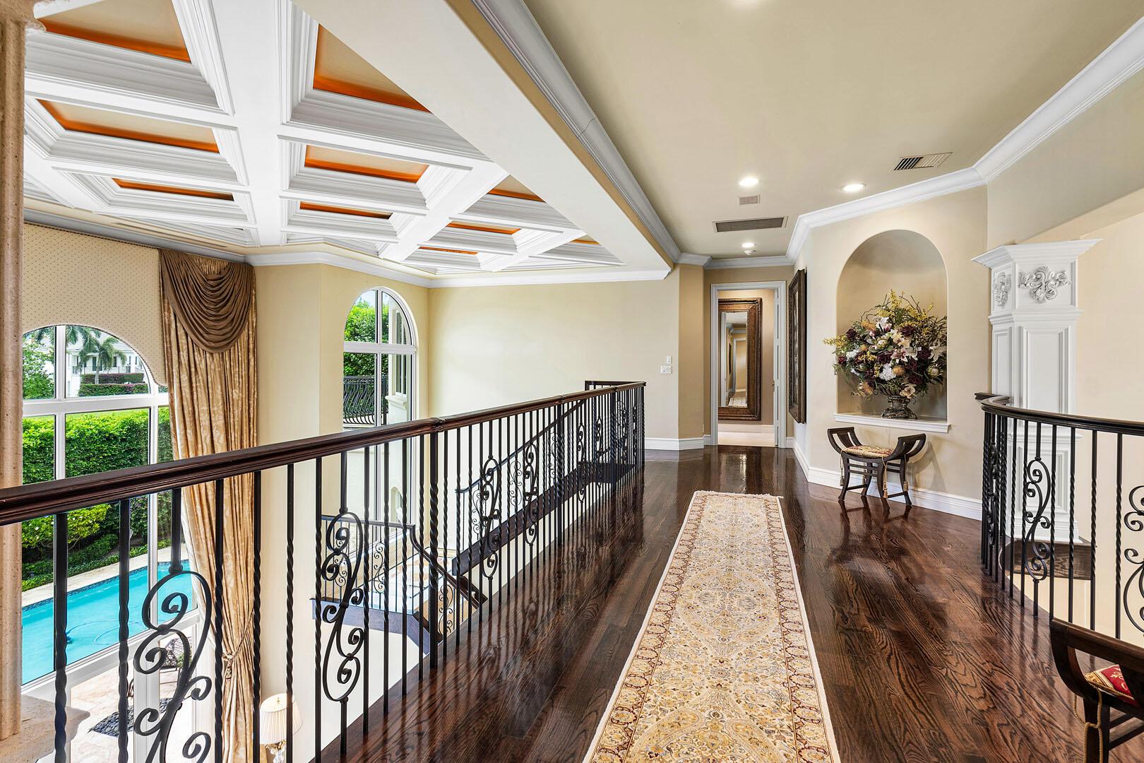 ROYAL PALM YACHT & COUNTR - Residential