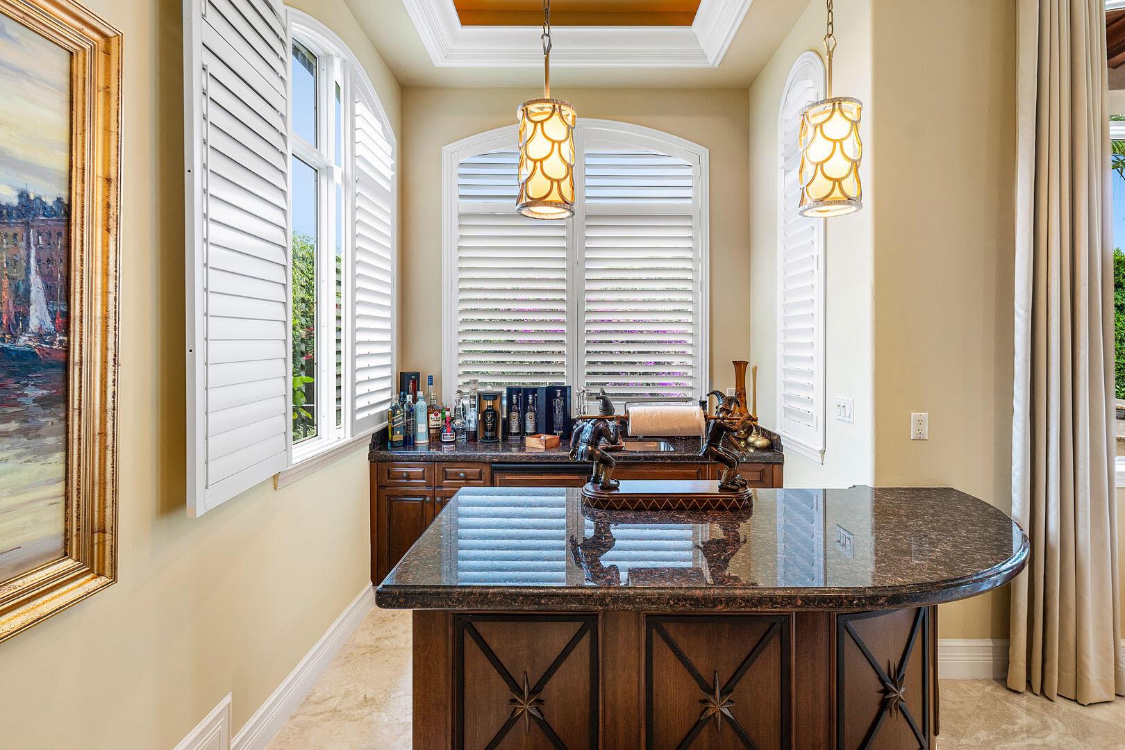 ROYAL PALM YACHT & COUNTR - Residential