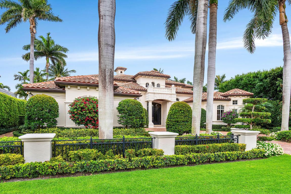 1560 Sabal Palm Drive