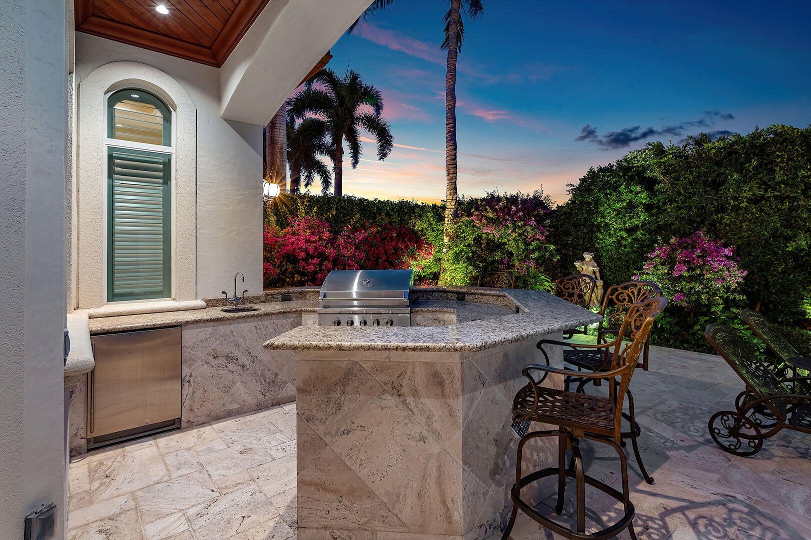 ROYAL PALM YACHT & COUNTRY CLUB - Residential