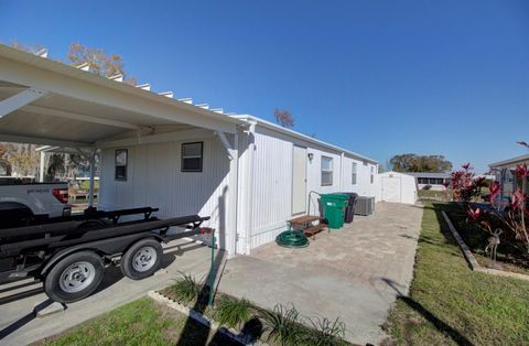 A home in Okeechobee