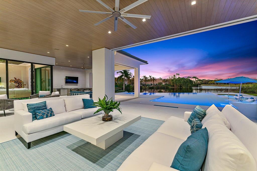 FRENCHMANS CREEK PAR E-2 - Residential