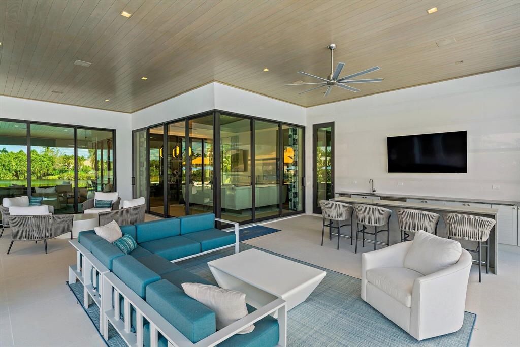 FRENCHMANS CREEK PAR E-2 - Residential