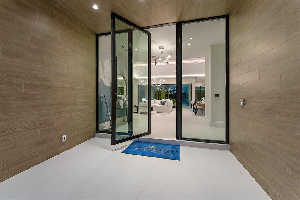 FRENCHMANS CREEK PAR E-2 - Residential