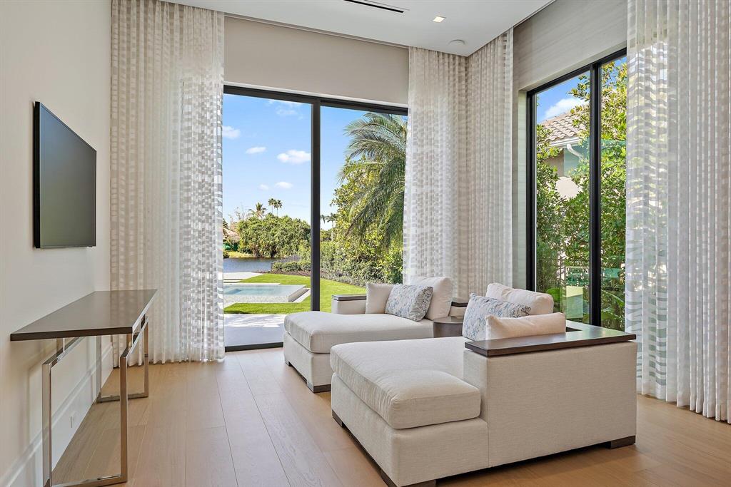 FRENCHMANS CREEK PAR E-2 - Residential