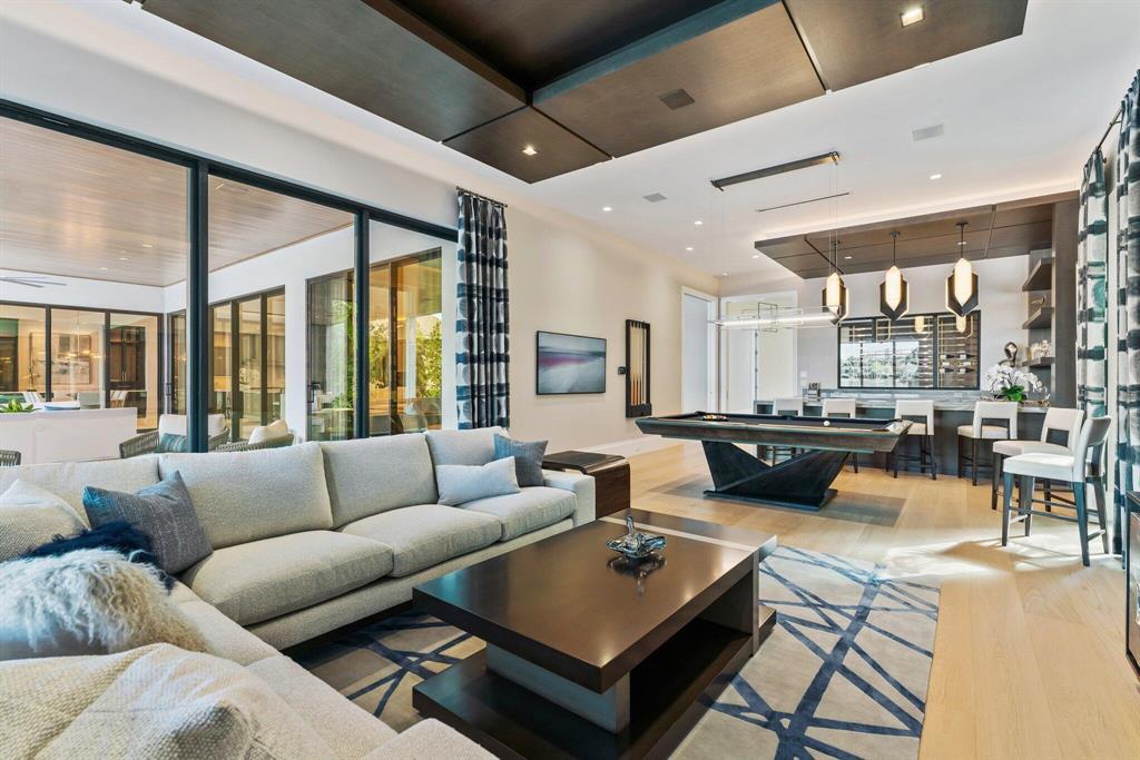 FRENCHMANS CREEK PAR E-2 - Residential