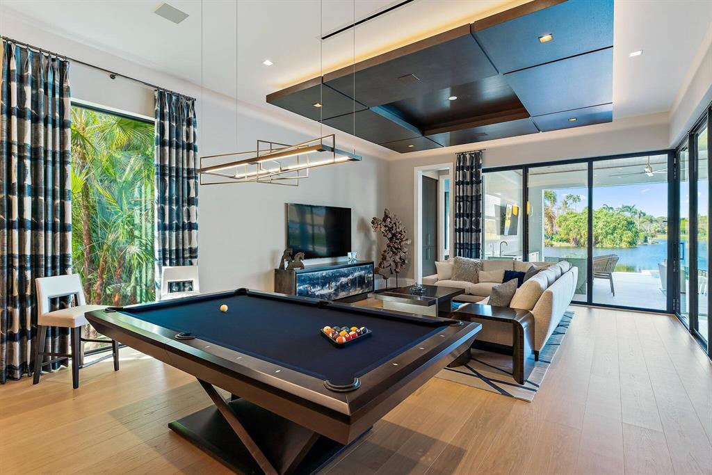 FRENCHMANS CREEK PAR E-2 - Residential