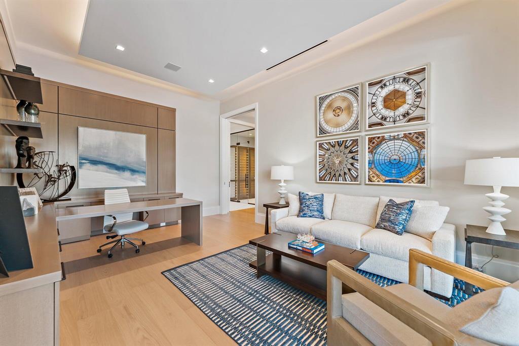 FRENCHMANS CREEK PAR E-2 - Residential