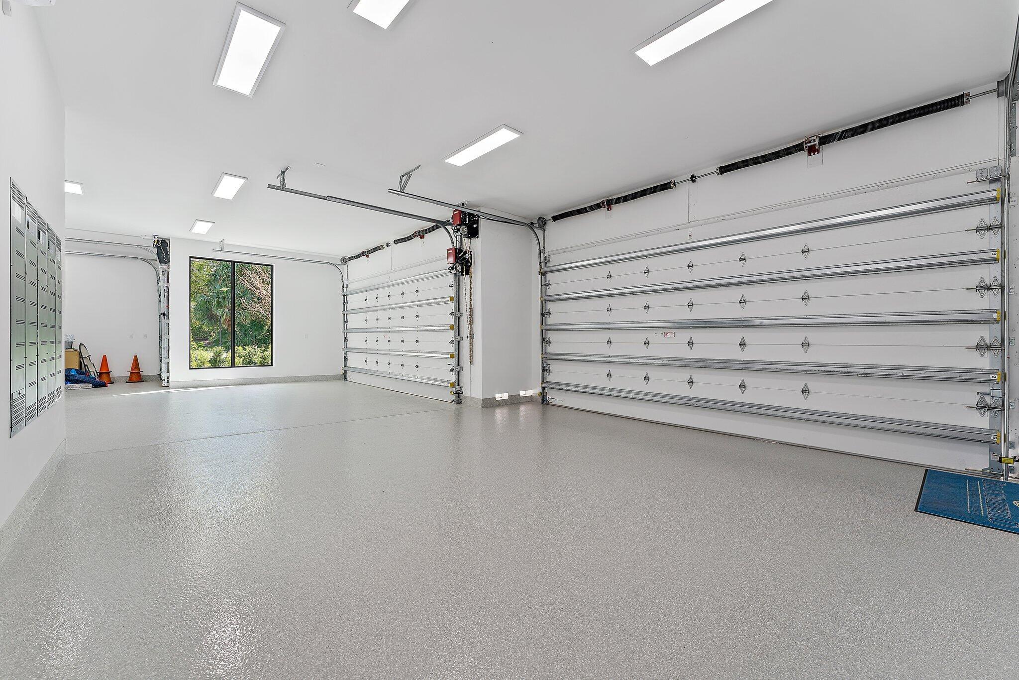 FRENCHMANS CREEK PAR E-2 - Residential