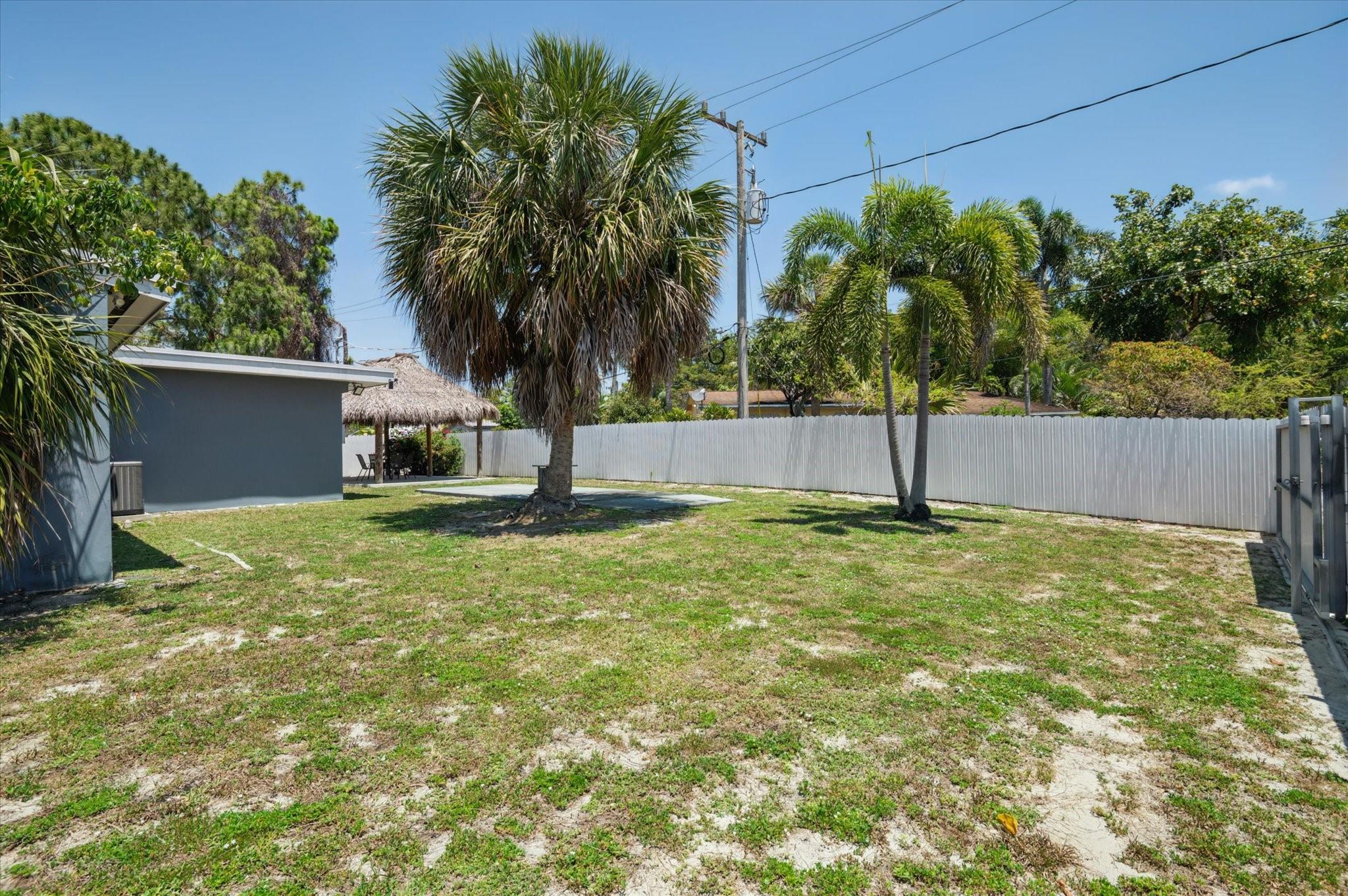 FLAMINGO PARK SEC - Residential Lease